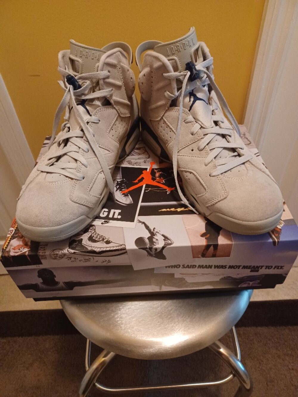 Men's Nike Air Jordan 6 Retro Sneakers Size 14